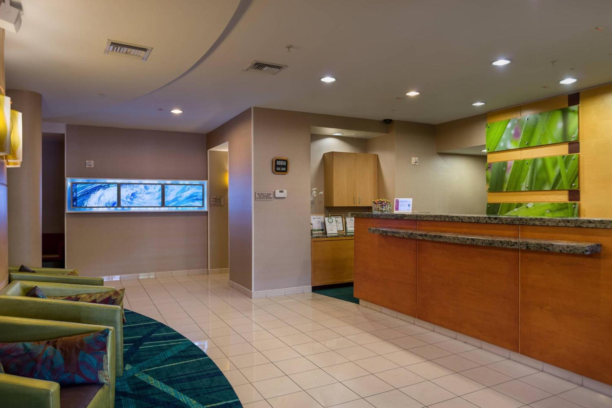 לארגו Springhill Suites St Petersburg Clearwater מראה חיצוני תמונה