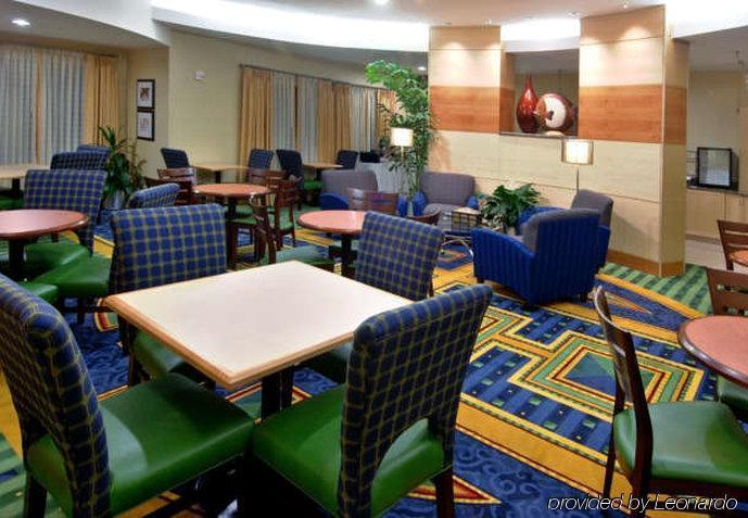 לארגו Springhill Suites St Petersburg Clearwater מראה חיצוני תמונה