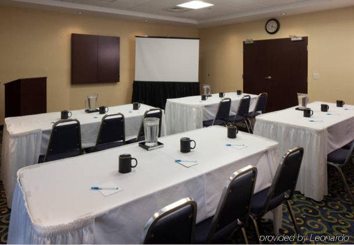 לארגו Springhill Suites St Petersburg Clearwater מראה חיצוני תמונה